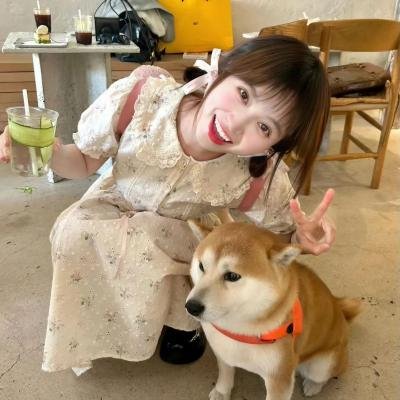这个警察不太冷
